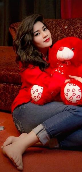  ,   Sebahat, 28 ,   ,   