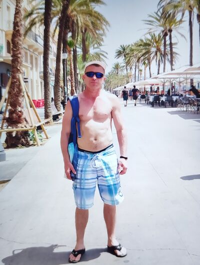  Barcelona,   Serjio, 42 ,   ,   , c 