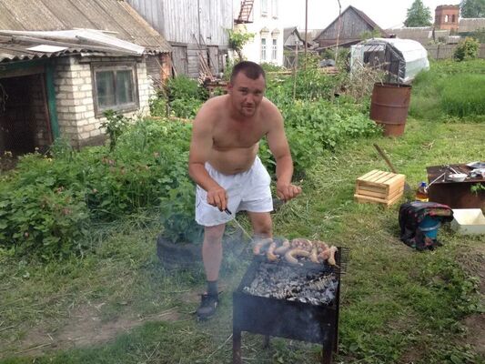  ,   Maxim, 41 ,   ,   , c , 