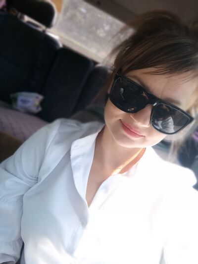  ,   Elena, 36 ,   