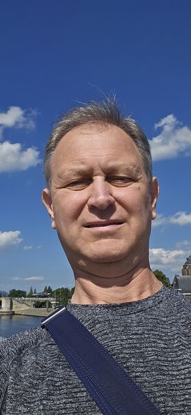  ,   Vlad, 54 ,   ,   