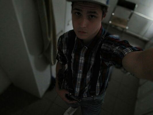  ,   Denis, 27 ,   