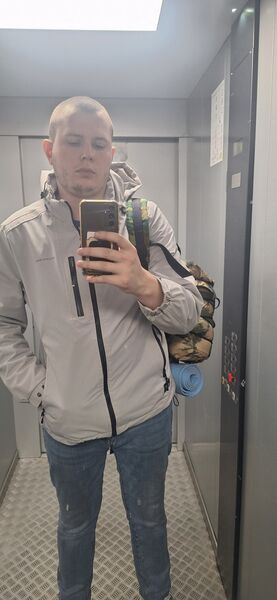  ,   Ilya, 23 ,   ,   , c , 