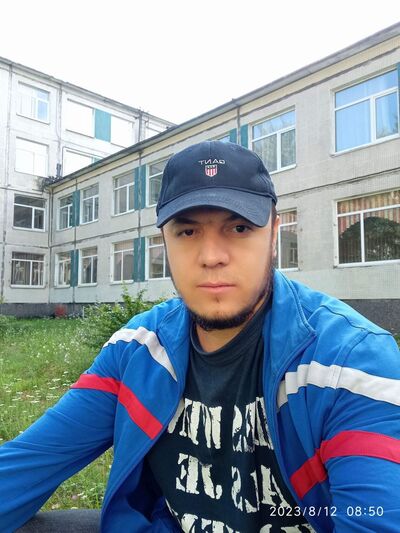  -,   Ali, 38 ,   ,   