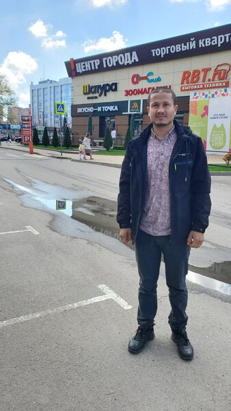  ,   Parviz, 31 ,   ,   , 