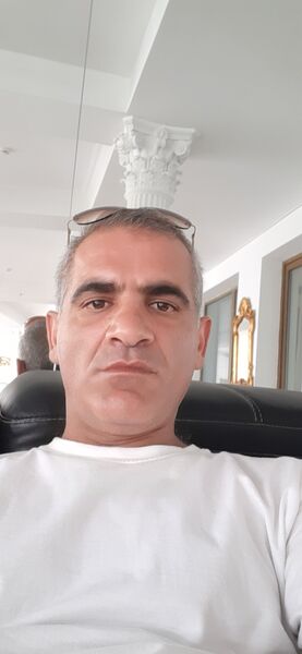  ,   Niko, 44 ,   
