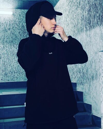  Novy,   Valentin, 22 ,   ,   