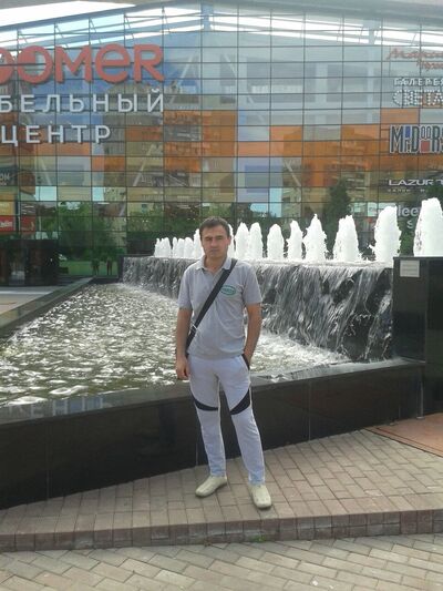  ,   Samer, 38 ,   ,   
