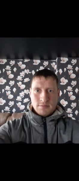  ,   Anton, 39 ,   , c , 