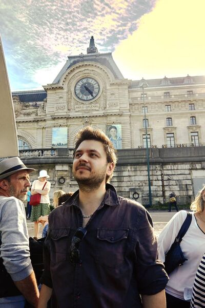  ,   Denis, 40 ,   ,   , c 