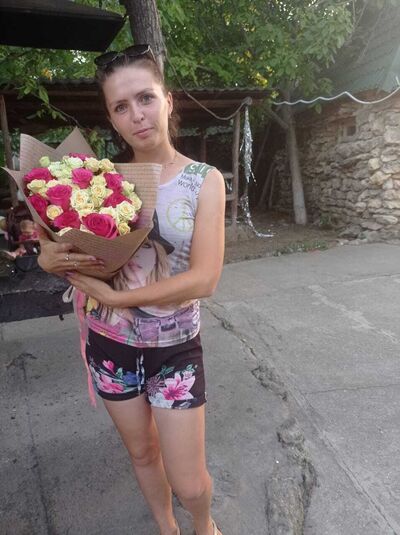 Знакомства Москва, фото девушки Yana, 23 года, познакомится для флирта, любви и романтики