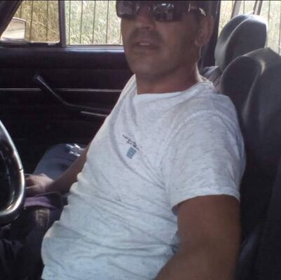  ,   Artur, 40 ,   ,   