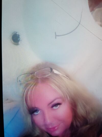   ,   Milana, 40 ,     , c 