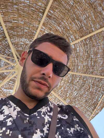  ,   Eduard, 21 ,   ,   