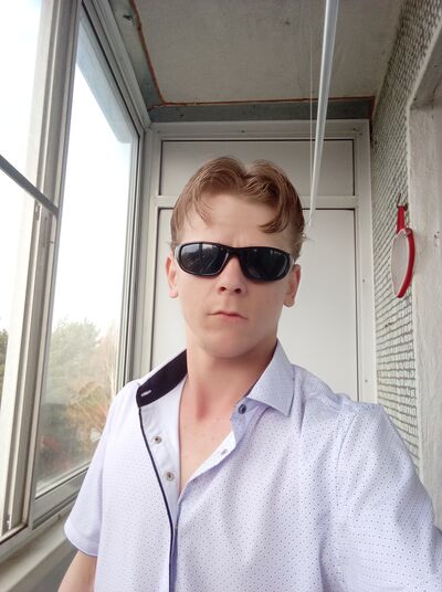  ,   Stepan, 32 ,   ,   