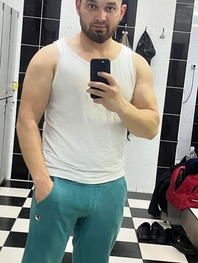  ,   Aziz, 32 ,   ,   , c 