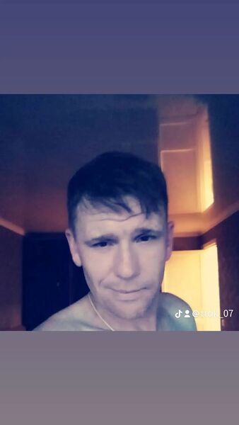  -,   Mark, 41 ,     , c 