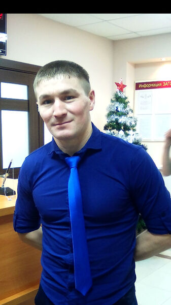  ,   Eduard, 36 ,  