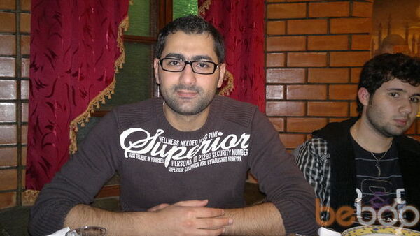  ,   Zahi, 40 ,   ,   , c 