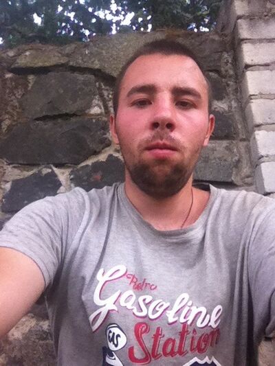  ,   Iliya, 32 ,   