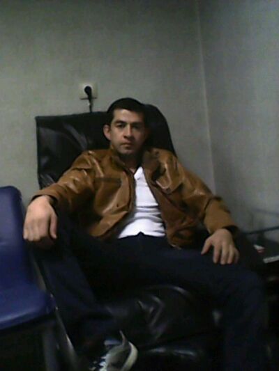  ,   David, 29 ,   ,   , c 