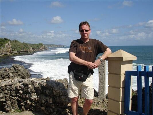  ,   Gleeson Adam, 55 ,   ,   
