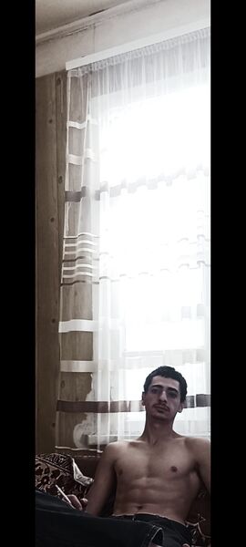  ,   Sam, 21 ,   ,   