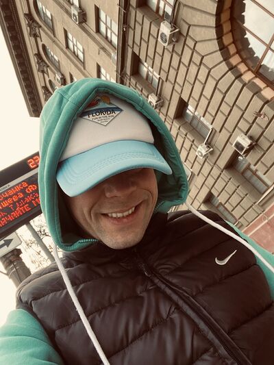  ,   Artem, 37 ,   ,   , c , 