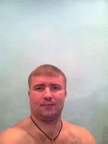  28626161  Denis, 44 ,    