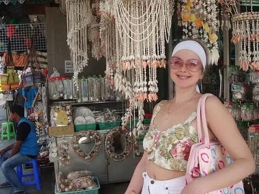  ,   Eva, 53 ,   ,   