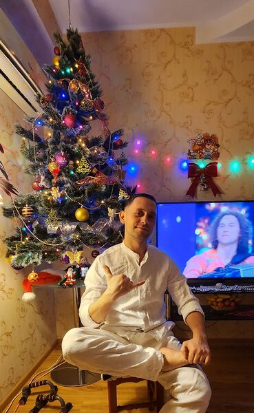  ,   Valery, 38 ,   ,   