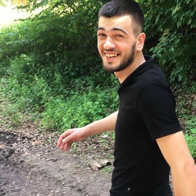  ,   Armen, 34 ,   