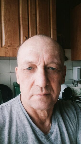  ,   Pavel, 63 ,   c 