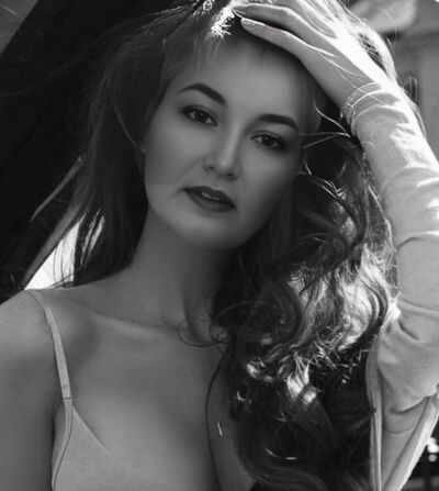  ,   Neznakomka, 48 ,   ,   