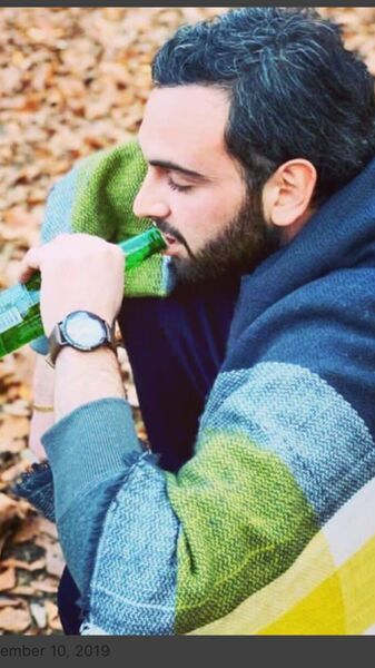  ,   Davit, 27 ,   ,   , c , 