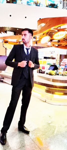  Loja,    , 23 ,   ,   