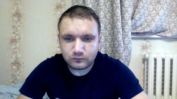  ,   Maks, 37 ,   ,   , c 
