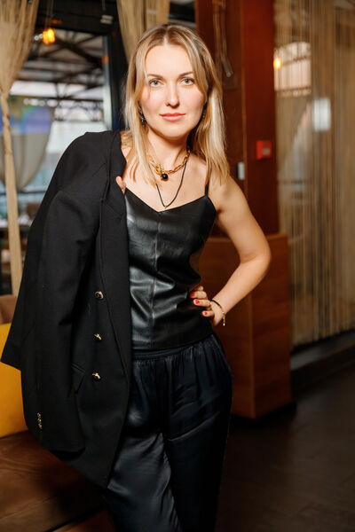  ,   Alena, 41 ,     , c 