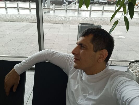  Zabrze,   Irakli, 39 ,   ,   