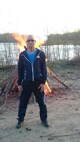  -,   , 44 ,   