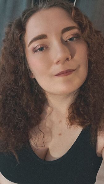  ,   Dina, 29 ,   