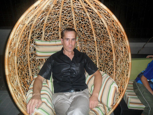  ,   OLEG, 44 ,  