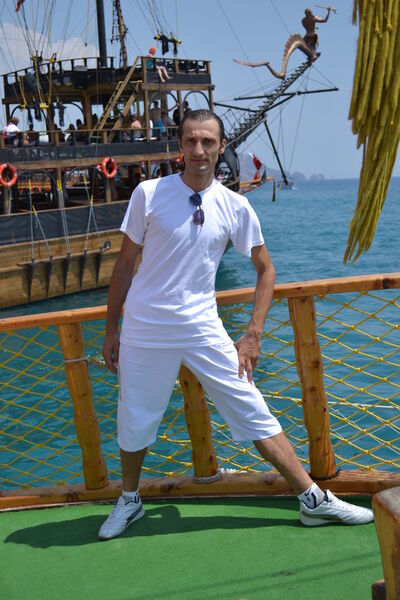  ,   Paata, 49 ,   