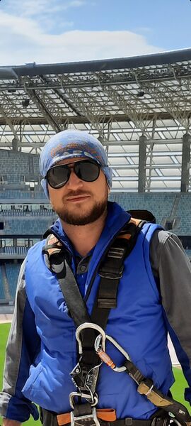  ,   Emil, 32 ,   ,   
