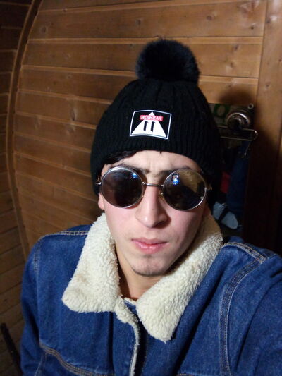  ,   Ruslan, 22 ,   ,   