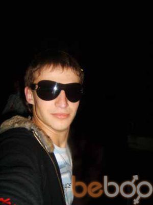  ,   Maxim, 37 ,  