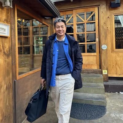  ,   Shon, 52 ,   ,   