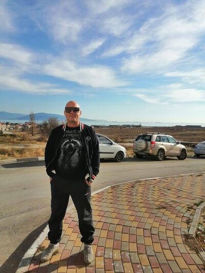  --,   Serj, 40 ,   ,   