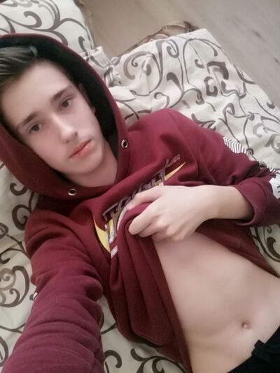 ,   Sasha, 20 ,   ,   