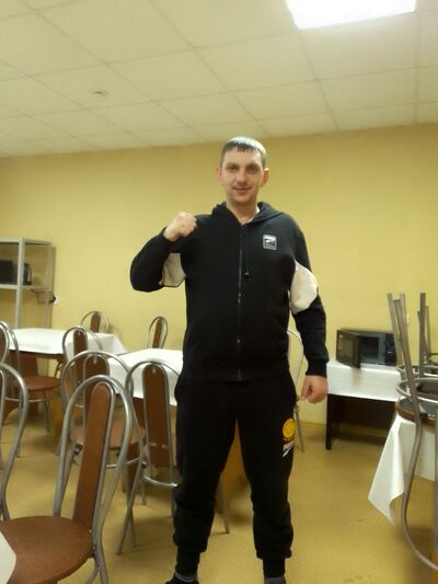  ,   Ivan fel, 32 ,   ,   , c , 